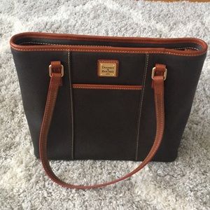 NWOT Dooney & Bourke small Lexington